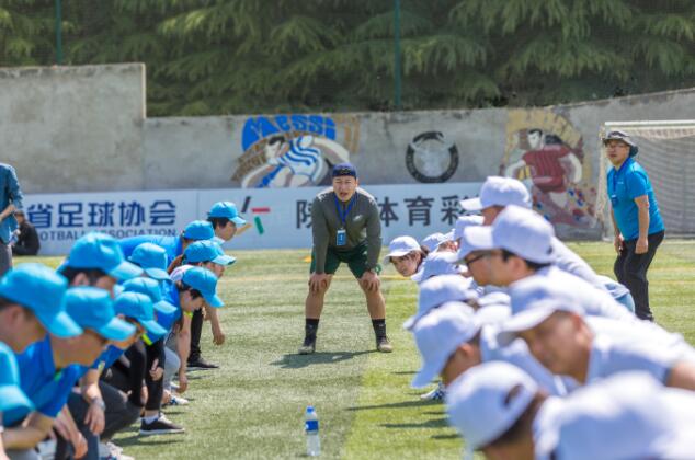 敢想敢做好伙伴—經(jīng)發(fā)建設(shè)公司開展2019年全員橄欖球主題團(tuán)建拓展活動